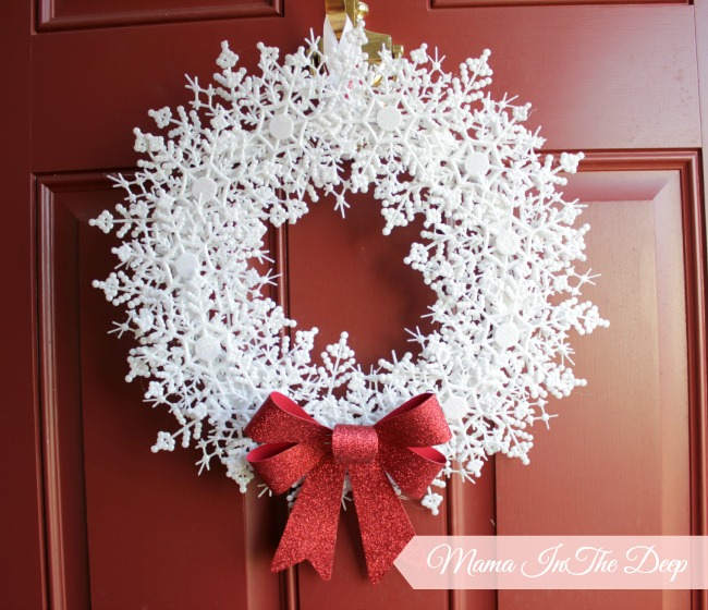 Dollar Store DIY : My Snowflake Wreath