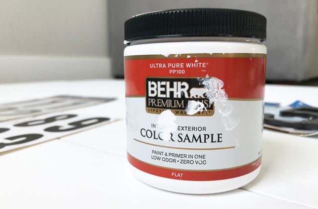 white-behr-sample-paint