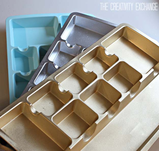 Gold DIY Projects and Crafts - Spray Paint Drawer Organizer - Easy Room Decor, Wall Art and Accesories in Gold - Spray Paint, Painted Ideas, Creative and Cheap Home Decor - Projects and Crafts for Teens, Apartments, Adults and Teenagers http://diyprojectsforteens.com/diy-projects-gold