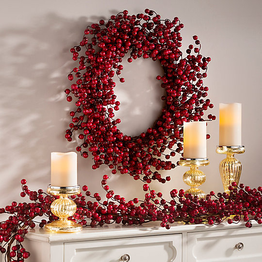 berry-christmas-wreath-523194