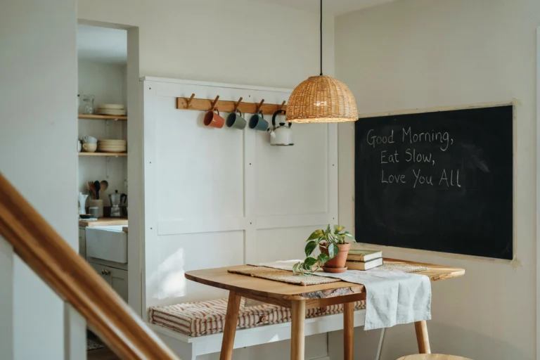 18 DIY Breakfast Nook Ideas That Anyone Can Build on a Weekend Budget