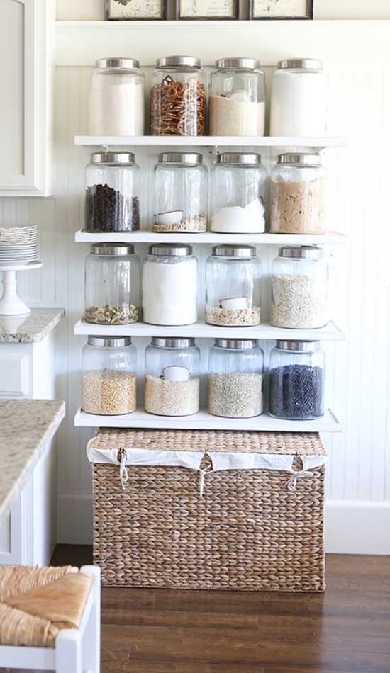 Farmhouse Style Storage Jars | Inexpensive Kitchen Decorating Ideas | Easy Kitchen Decor Ideas