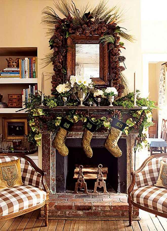 Mantle-Decor-For-Rustic-Christmas