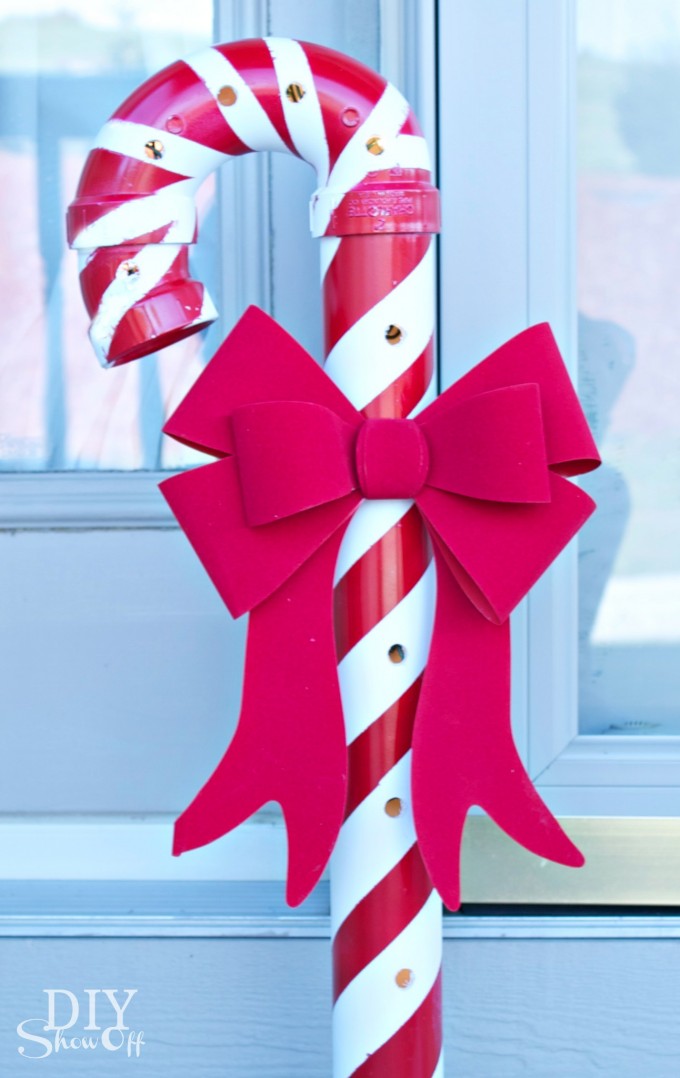 DIY PVC Candy Cane....these are the BEST Homemade Christmas Decorations & Craft Ideas!
