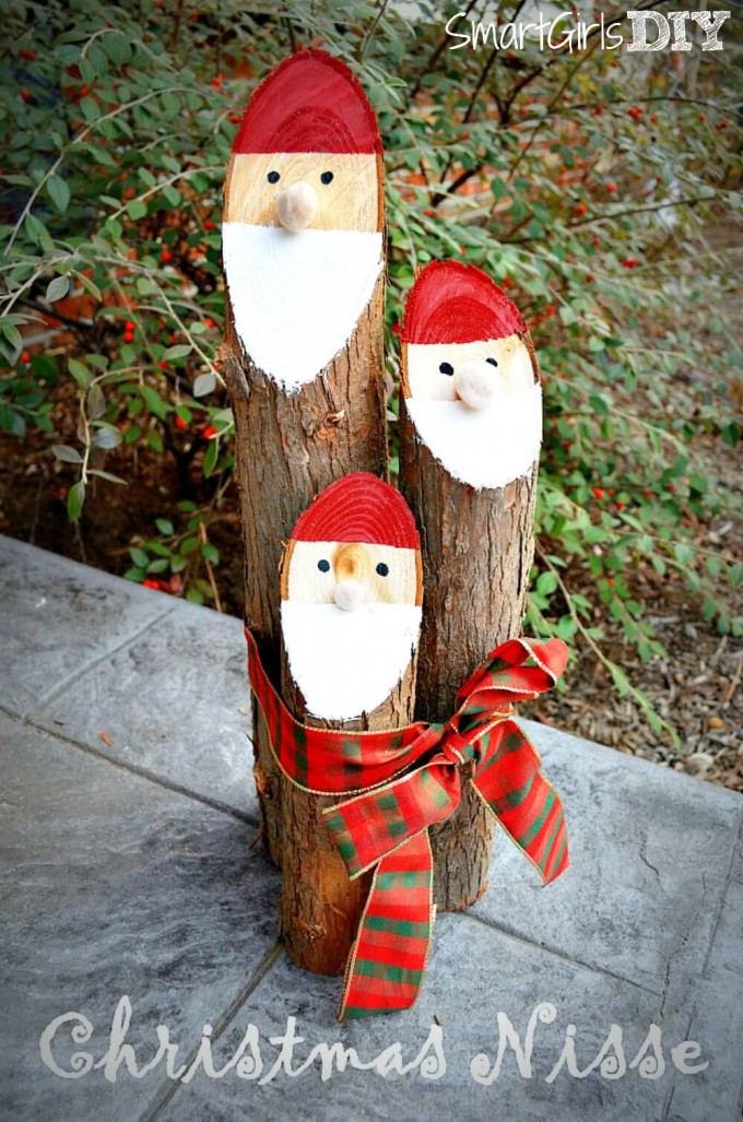 DIY Santa Logs...these are the BEST Homemade Christmas Decorations & Craft ideas!