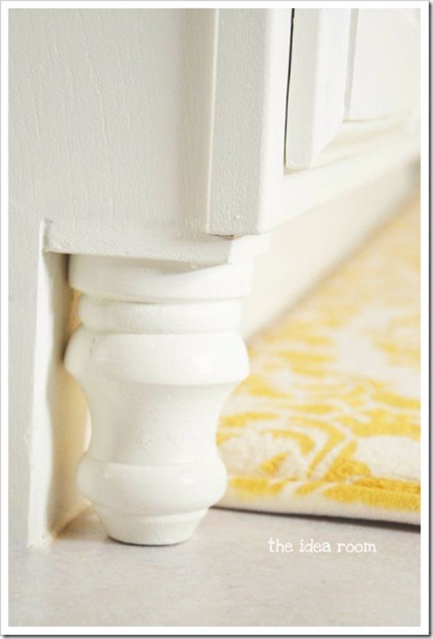 DIY Home Improvement On A Budget - Add Wood Accents - Easy and Cheap Do It Yourself Tutorials for Updating and Renovating Your House - Home Decor Tips and Tricks, Remodeling and Decorating Hacks - DIY Projects and Crafts by DIY JOY http://diyjoy.com/diy-home-improvement-ideas-budget