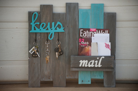 DIY: Key and Mail Organizer on Reclaimed Wood