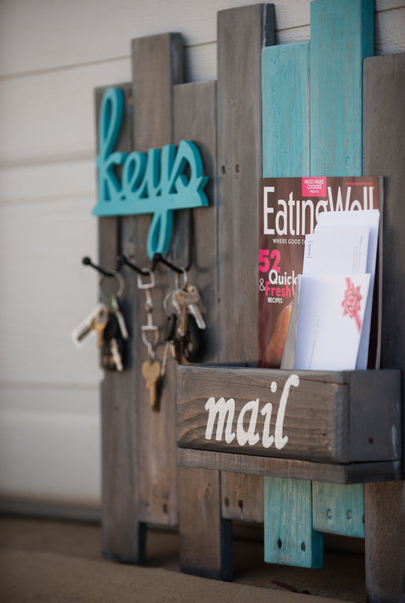 DIY: Key and Mail Organizer on Reclaimed Wood
