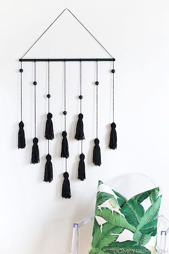 tassel-hanging