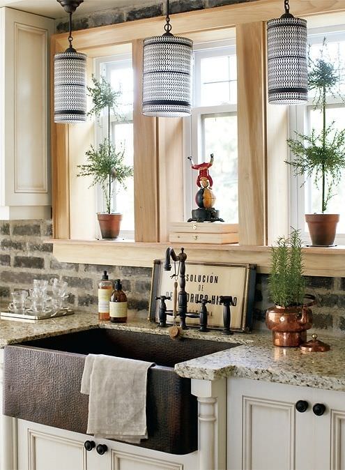 BOOKMARK THIS! Find all the best Farmhouse finds and learn How to Design the Farmhouse Kitchen of Your Dreams!