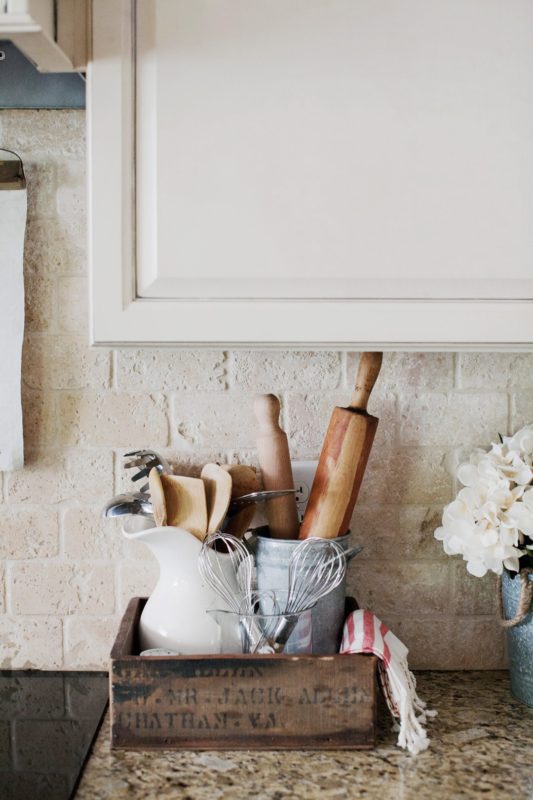 10 Beautiful Ways to Organize Your Kitchen